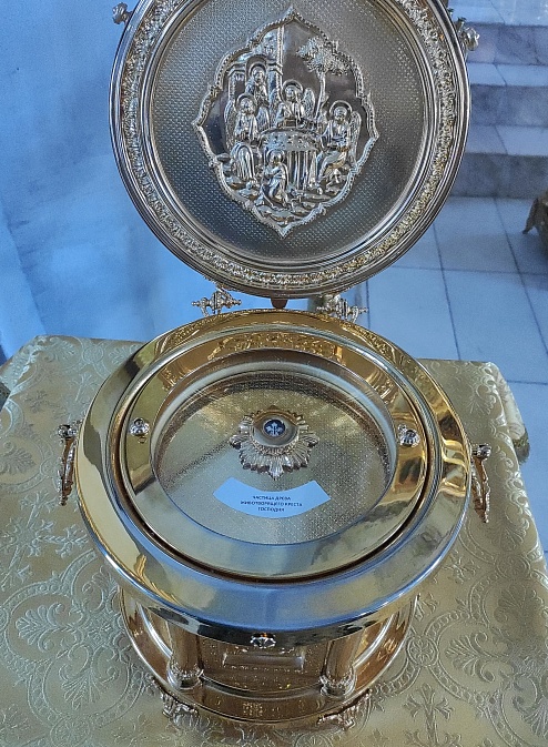 Частица Древа Животворящего КРЕСТА ГОСПОДНЯ